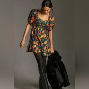 FARM RIO SHORT-SLEEVE SWEETHEART FLORAL MINI DRESS size Large